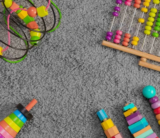 Zabawki edukacyjne – co naprawdę rozwija dziecko?