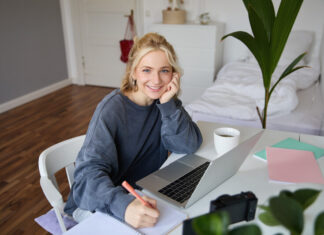 Jak stworzyć domowy kącik do pracy zdalnej?